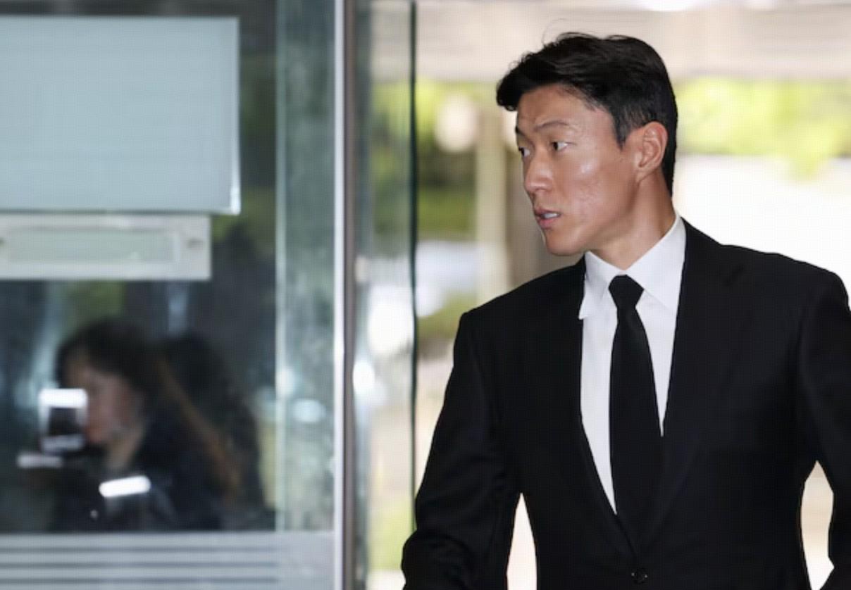 裁判员, 人同意的性, ue 裁判员, 人同意的性, ue