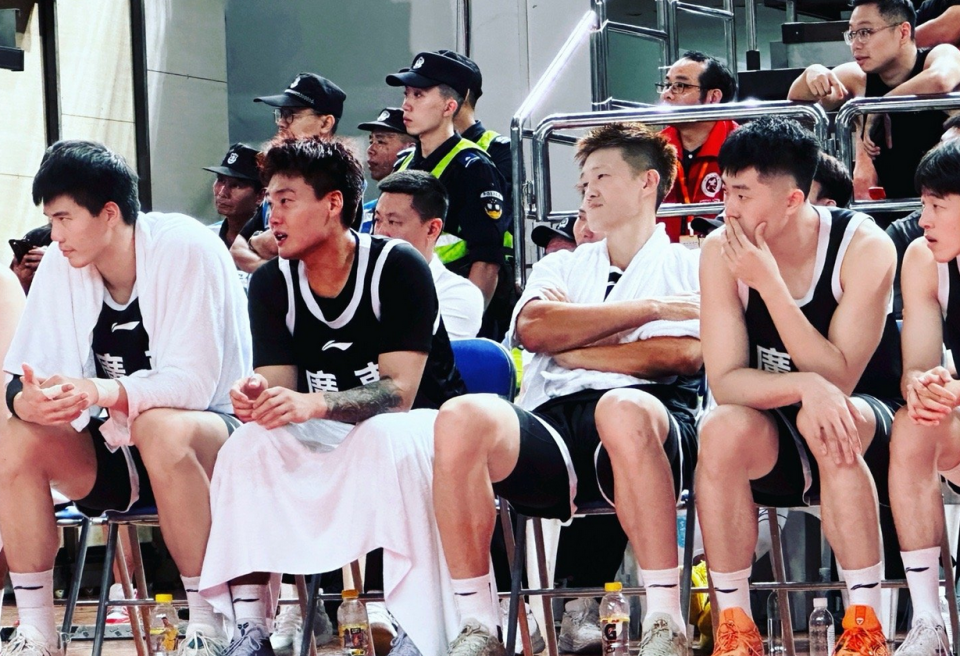 TJdi, 调一队, 一起享受篮