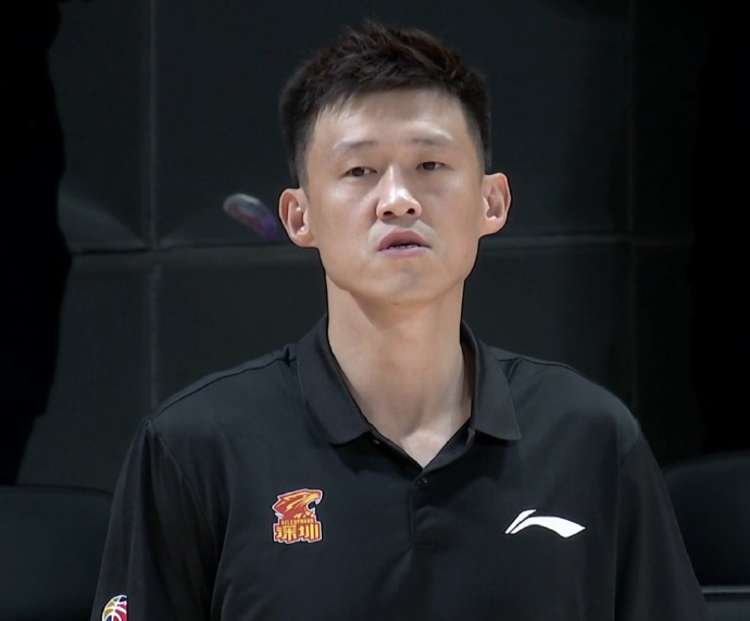 熟悉周鹏的, news, 担任球员和