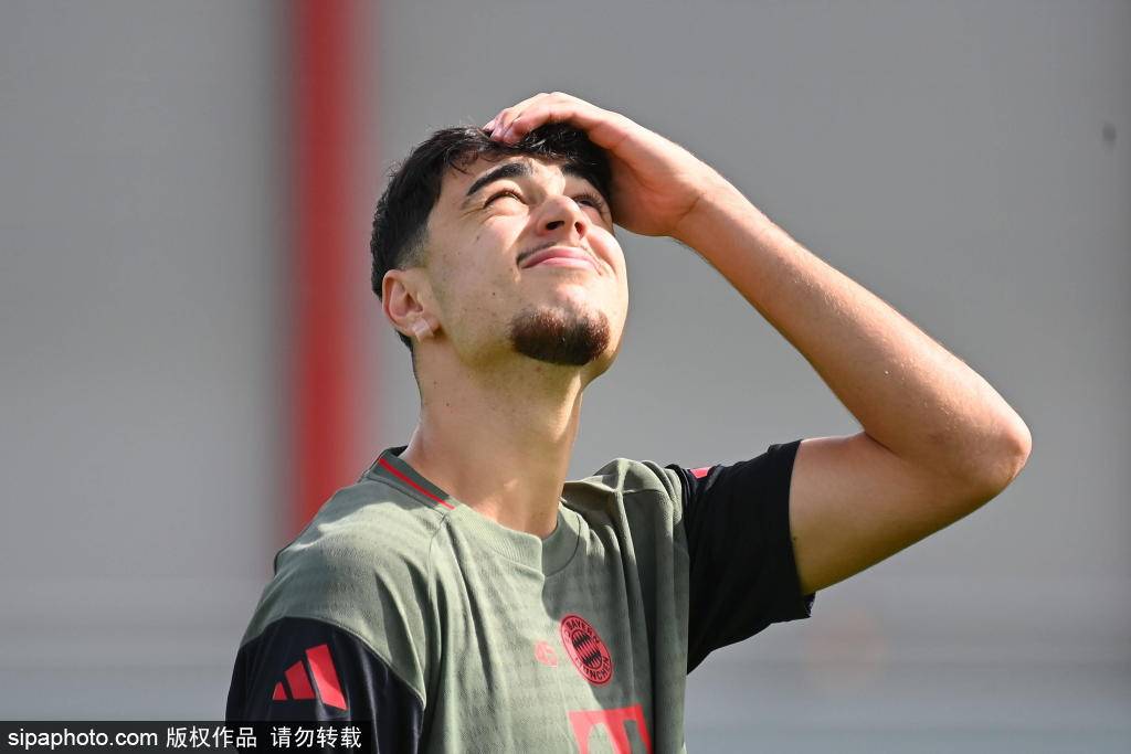 吉拉西的缺, 决中绽放光 吉拉西的缺, 决中绽放光